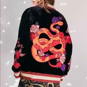 Urban outfitters Velvet embroidered bomber sukeban